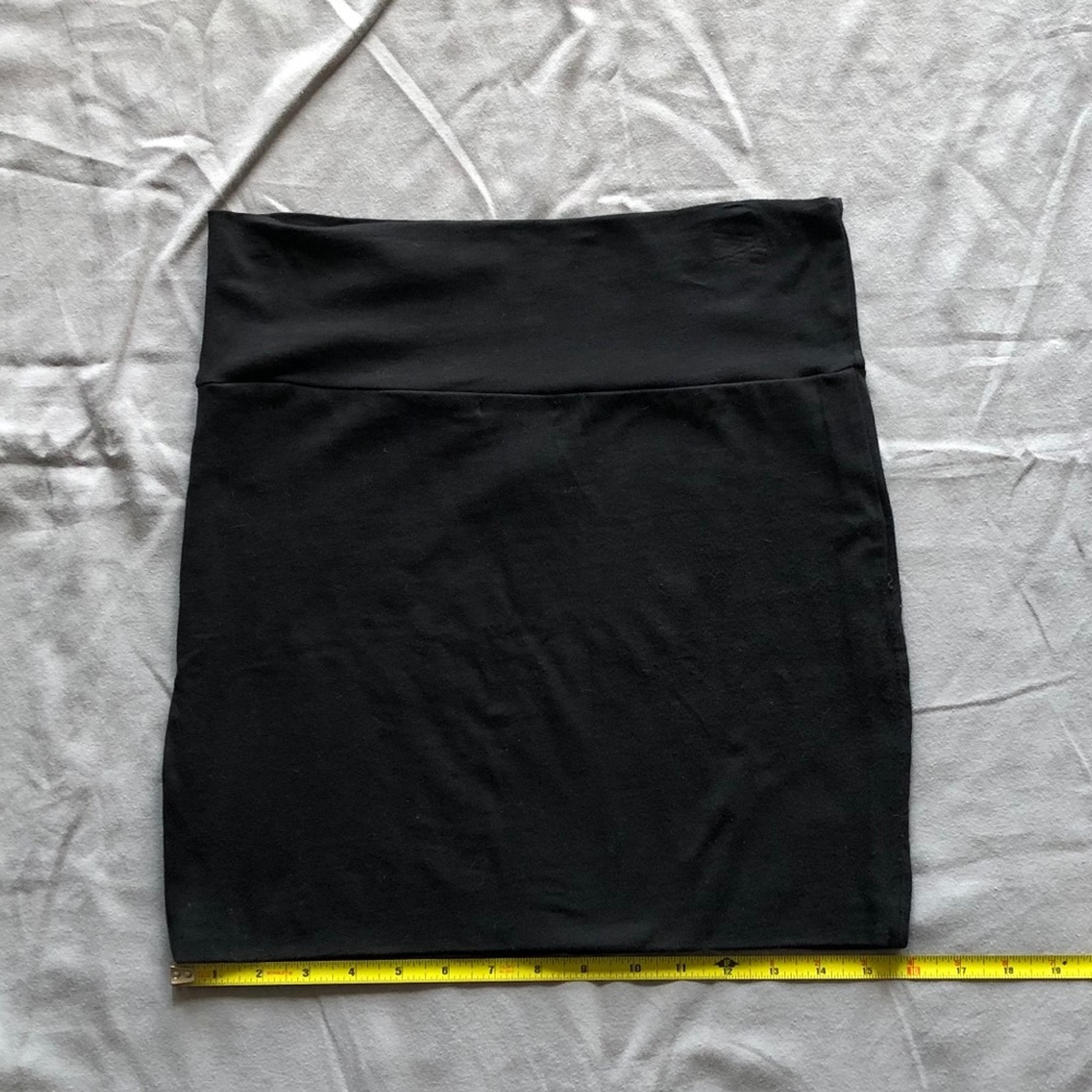 Black skirt